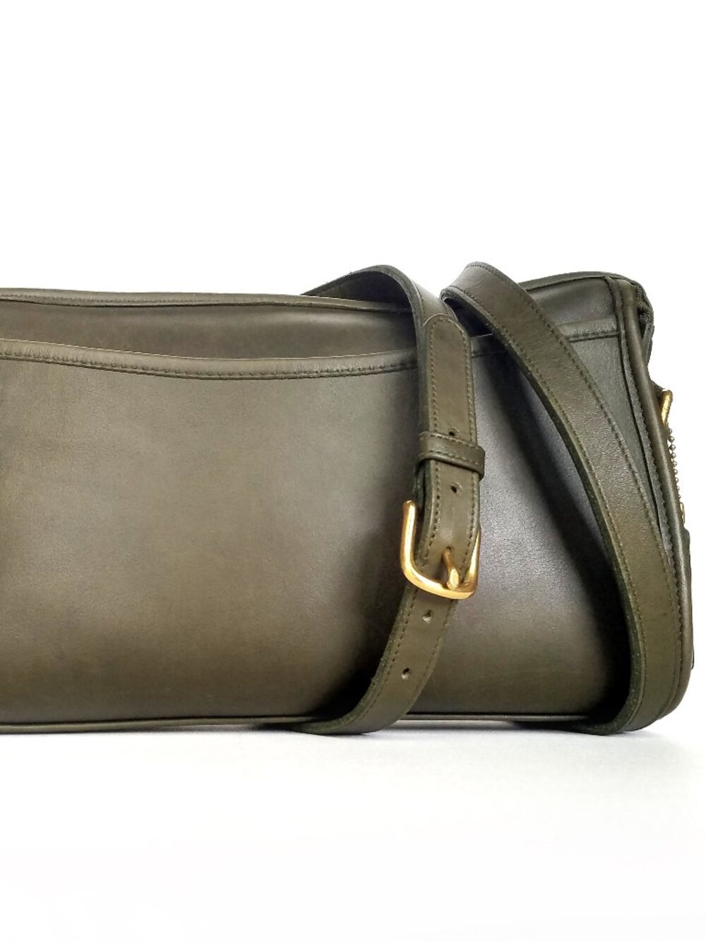 Authentic Vintage Coach Olive Green Taylor Zip Misstamp